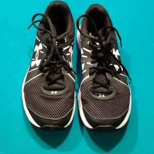 Under armor shoes Dash 2